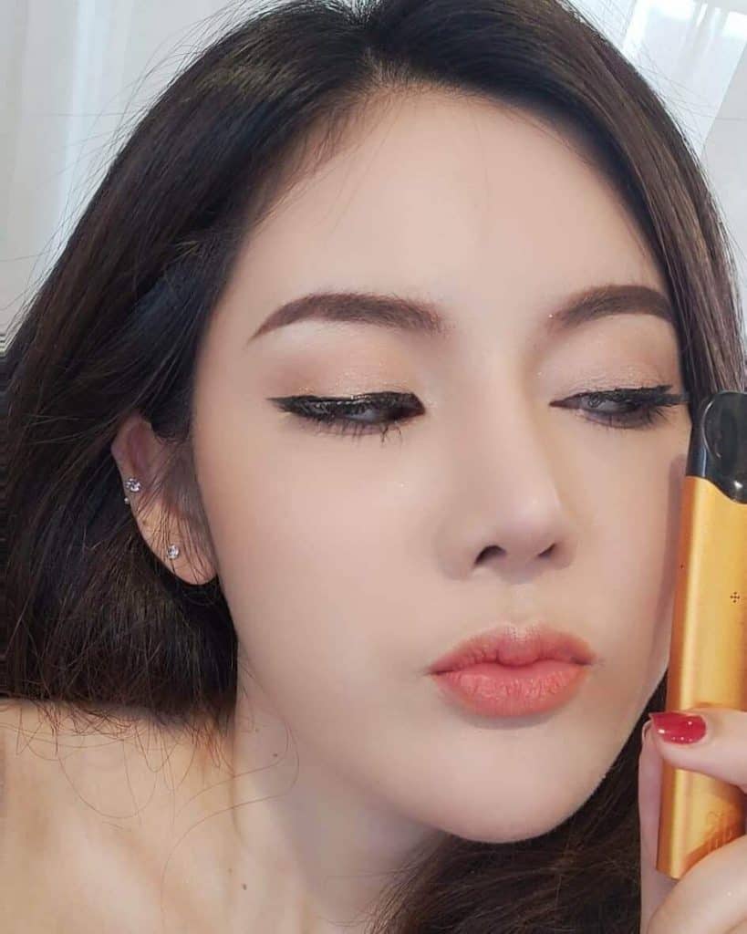 เข้ม ดุดันในสไตล์ของผู้นำ ล้ำสมัยต้อง Kardinal Stick เท่านั้น
